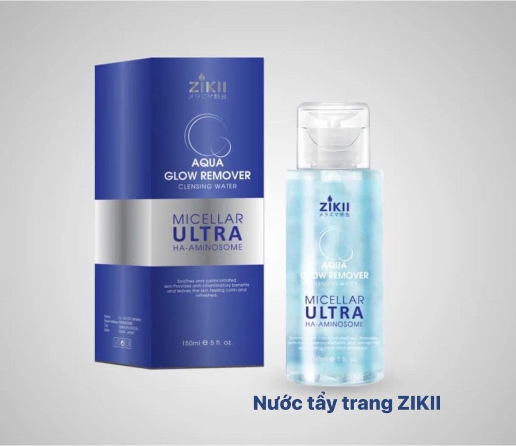 Một trong những bước quan trọng nhất của cách rửa mặt đúng cách là tẩy trang trước khi rửa mặt